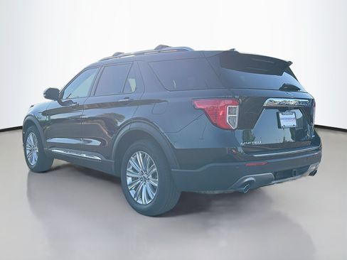 Used 2022 Ford Explorer Limited w/ Limited Technology Package AWD/4WD image 14