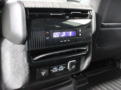 Used 2022 Jeep Wagoneer Series II image 41