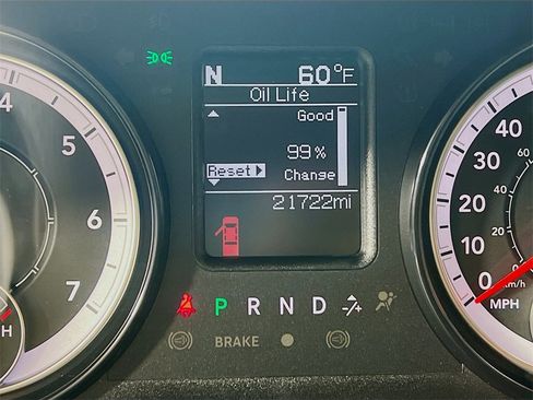 Used 2023 RAM 1500 Tradesman w/ Chrome Plus Package image 12