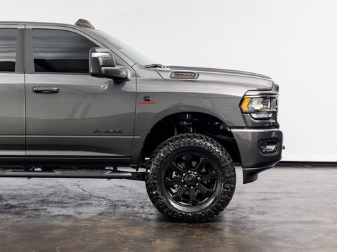 Used 2023 RAM 2500 Big Horn w/ Night Edition image 23