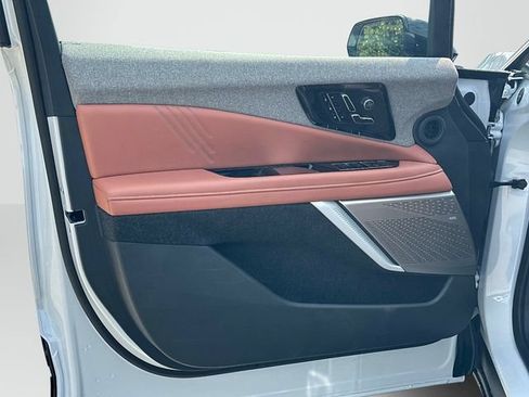 New 2027 Cadillac Optiq Premium Luxury w/ LPO, Floor Liner Package AWD/4WD image 8
