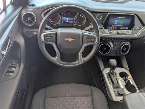 Certified 2022 Chevrolet Blazer LT image 10