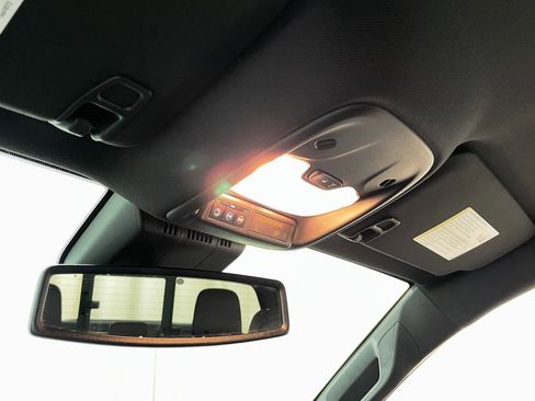 Certified 2024 Chevrolet Colorado LT w/ LT Convenience Package II image 32