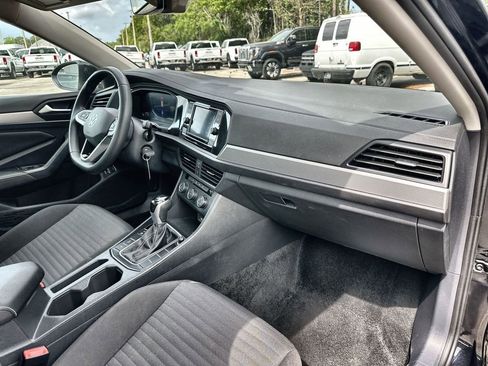 Used 2024 Volkswagen Jetta S image 27