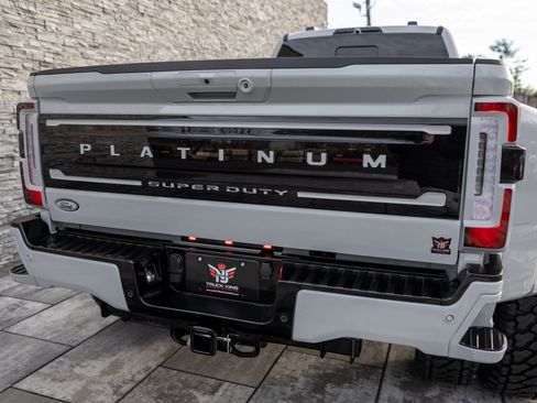 Used 2026 Ford F450 Platinum w/ Platinum Plus Package image 34