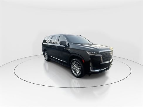 Used 2024 Cadillac Escalade ESV Premium Luxury w/ Performance Package image 2