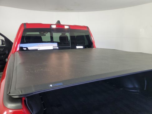 Used 2022 RAM 1500 Big Horn w/ Built-to-serve Edition image 33