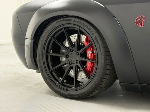 Used 2016 Dodge Challenger SRT Hellcat image 31