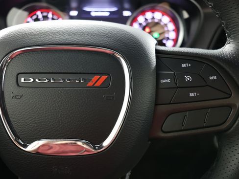 Used 2021 Dodge Challenger R/T Scat Pack RWD image 25