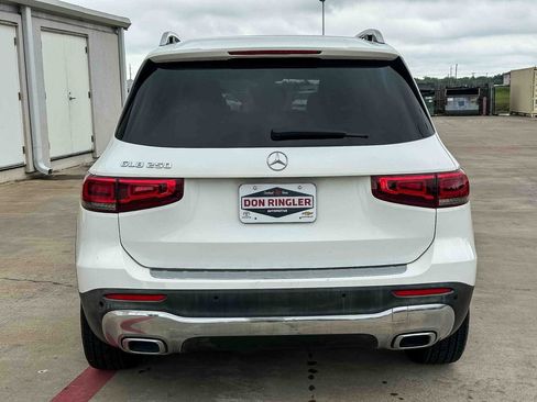 Used 2021 Mercedes-Benz GLB 250 image 4