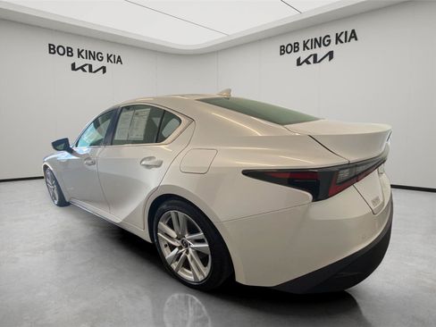Used 2024 Lexus IS 300 w/ Comfort Package RWD image 3