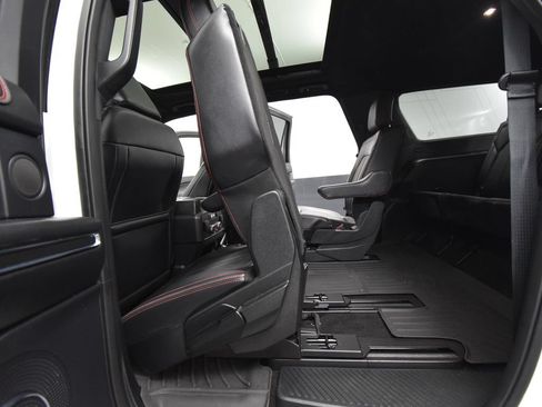 Used 2021 Ford Expedition Max Limited AWD/4WD image 33