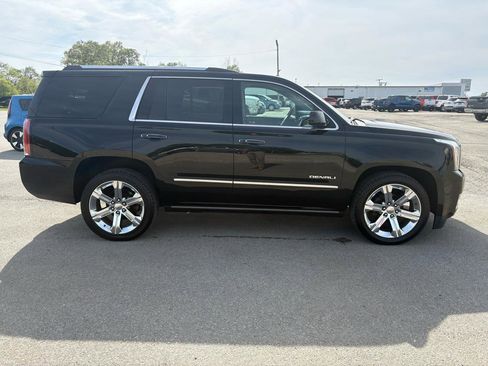 Used 2020 GMC Yukon Denali w/ Denali Ultimate Package AWD/4WD image 2