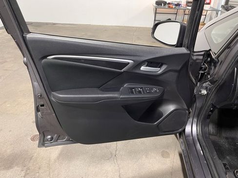 Used 2018 Honda Fit LX image 24