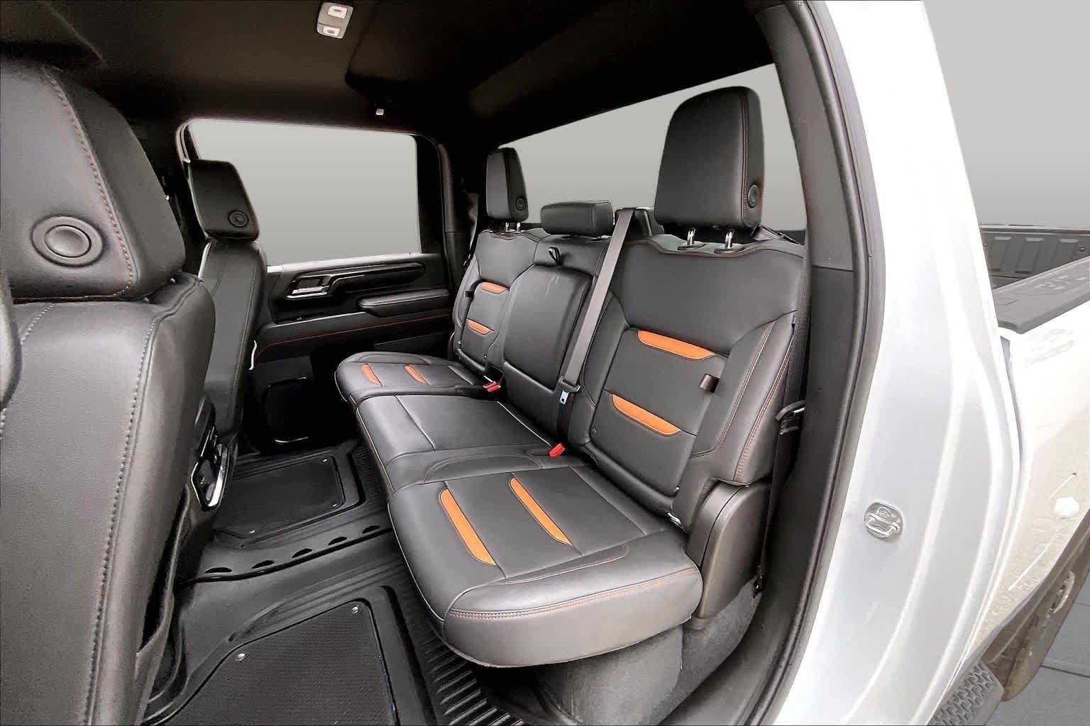 Used 2025 GMC Sierra 2500 AT4 AWD/4WD image 19