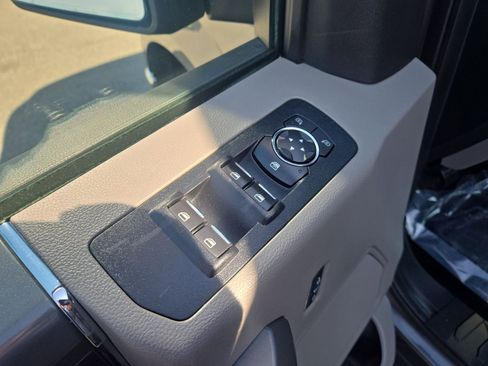 Certified 2017 Ford F150 XLT w/ Equipment Group 302A Luxury image 13