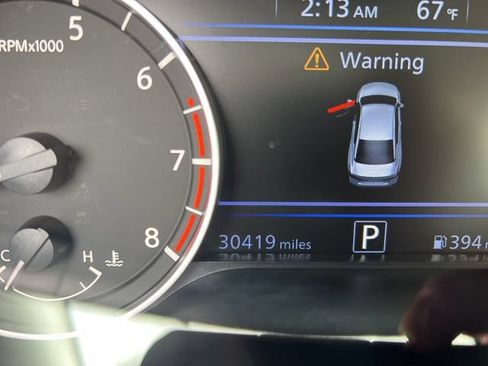 Used 2025 Nissan Altima 2.5 SV FWD image 12