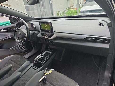 Used 2022 Volkswagen ID.4 Pro image 12