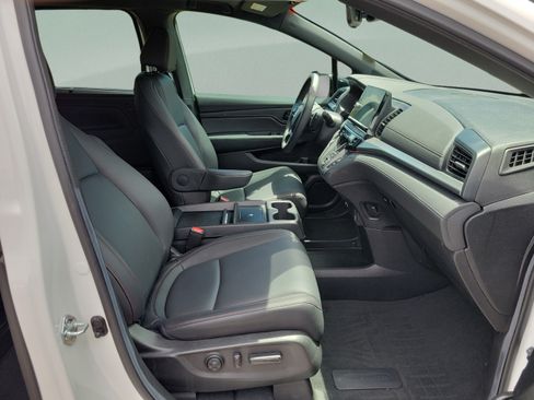 Certified 2026 Honda Odyssey Sport-L image 18