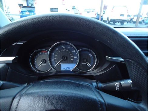 Used 2014 Toyota Corolla LE image 20