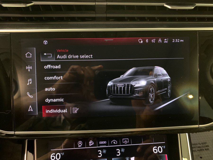 Used 2023 Audi Q7 3.0T Premium Plus AWD/4WD image 37