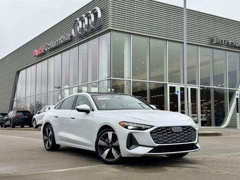 Used 2025 Audi A5 2.0T Premium Plus w/ Premium Plus image 2