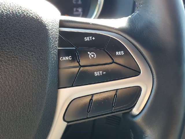 Used 2018 Jeep Grand Cherokee Limited AWD/4WD image 23