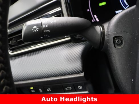 Certified 2025 Toyota Camry SE image 25