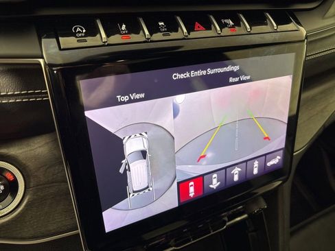 Used 2024 Jeep Grand Cherokee L Limited w/ Luxury Tech Group II image 30