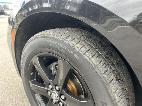 Certified 2023 Buick Enclave Essence w/ Experience Buick Package image 13