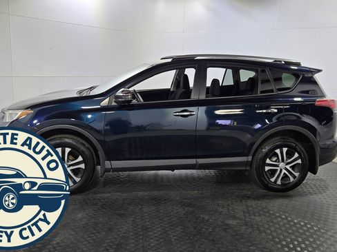 Used 2018 Toyota RAV4 LE w/ All Weather Liner Package image 4