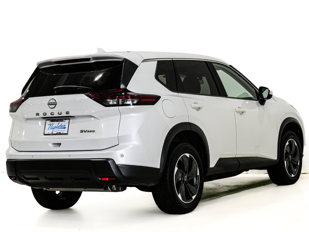 Used 2024 Nissan Rogue SV AWD/4WD image 6