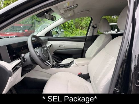 Certified 2025 Hyundai Tucson SEL AWD/4WD image 11