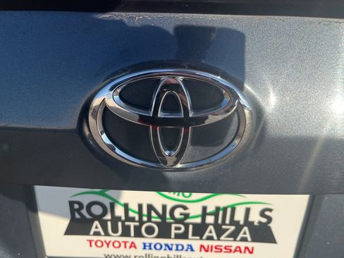 Used 2015 Toyota Corolla S image 44