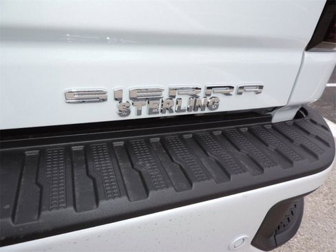 New 2026 GMC Sierra 2500 Denali w/ Denali Reserve Package image 14