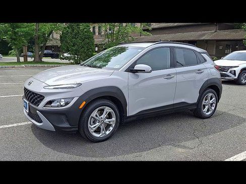 Certified 2023 Hyundai Kona SEL AWD/4WD image 4