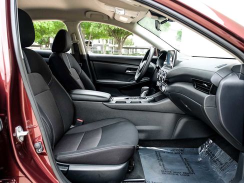 Used 2023 Nissan Sentra SV FWD image 34