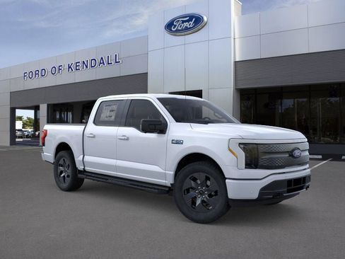 New 2025 Ford F150 Lightning Flash image 7