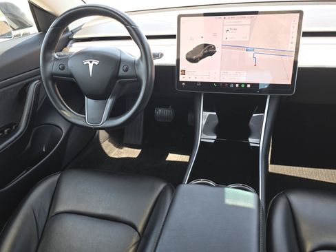 Used 2018 Tesla Model 3 Long Range AWD/4WD image 9