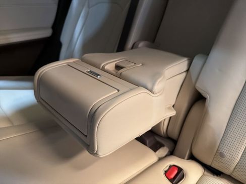 Used 2019 Lexus RX 450h 450h w/ Navigation Package image 35