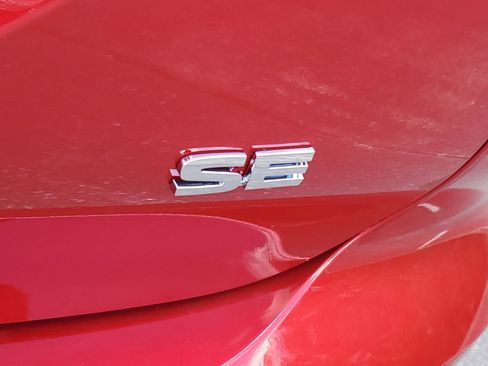 New 2025 Mitsubishi Outlander SE image 27