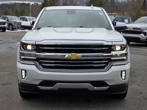 Used 2018 Chevrolet Silverado 1500 High Country image 16