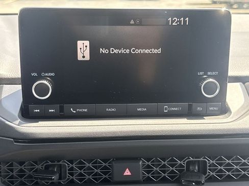 Used 2025 Honda Accord LX image 27