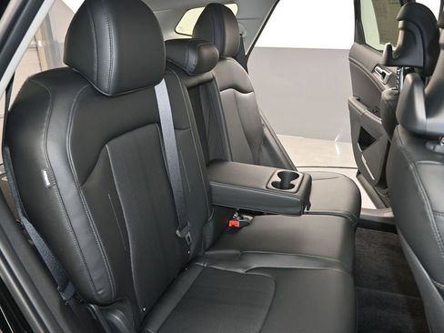 Used 2026 Kia Sportage EX w/ EX Panorama Roof Package image 25