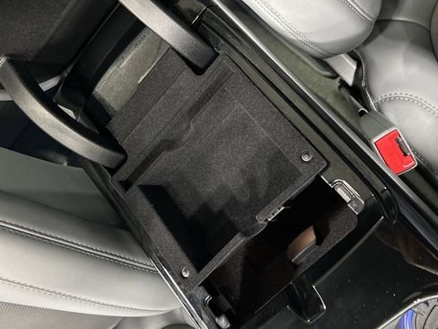 Used 2022 Lincoln Nautilus Reserve image 25