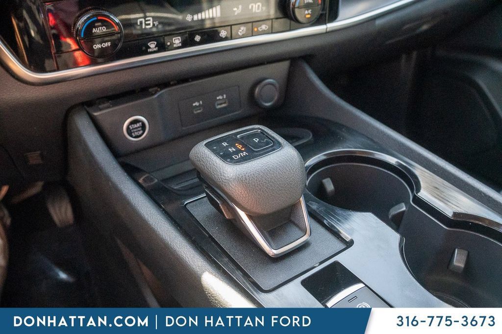 Used 2022 Nissan Rogue SV AWD/4WD image 9