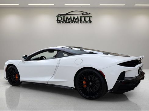 Used 2023 McLaren GT RWD image 3
