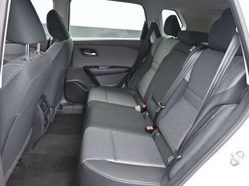 Used 2023 Nissan Rogue SV FWD image 26
