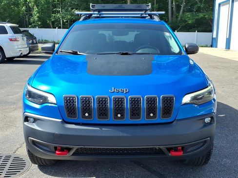 Used 2019 Jeep Cherokee Trailhawk w/ Cold Weather Group AWD/4WD image 2