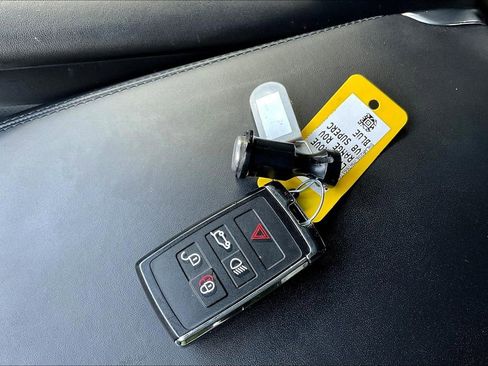 Used 2021 Land Rover Range Rover Sport HSE Dynamic image 31
